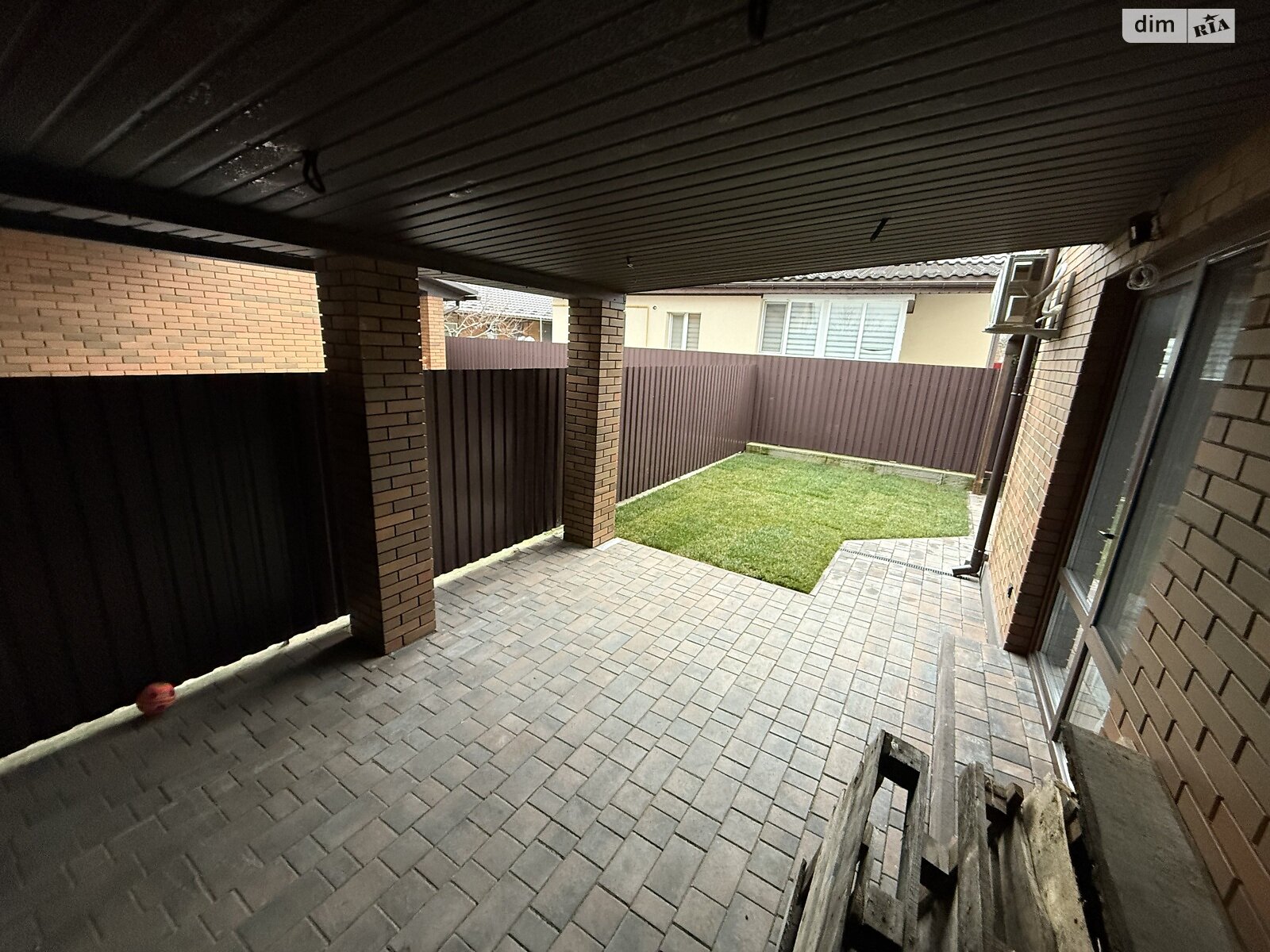 двоповерховий дуплекс, 90 кв. м, кирпич. Продаж у Якушинцях фото 1 двоповерховий дуплекс, 90 кв. м, кирпич. Продаж у Якушинцях фото 1