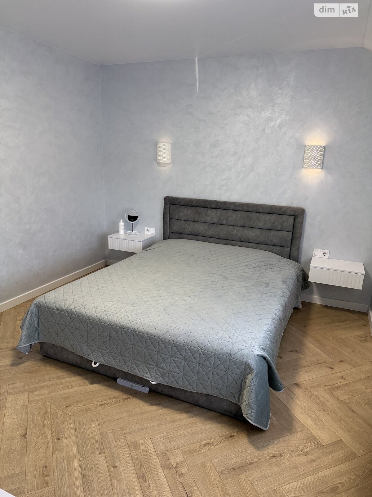 двоповерховий дуплекс, 90 кв. м, кирпич. Продаж у Якушинцях фото 1 двоповерховий дуплекс, 90 кв. м, кирпич. Продаж у Якушинцях фото 1