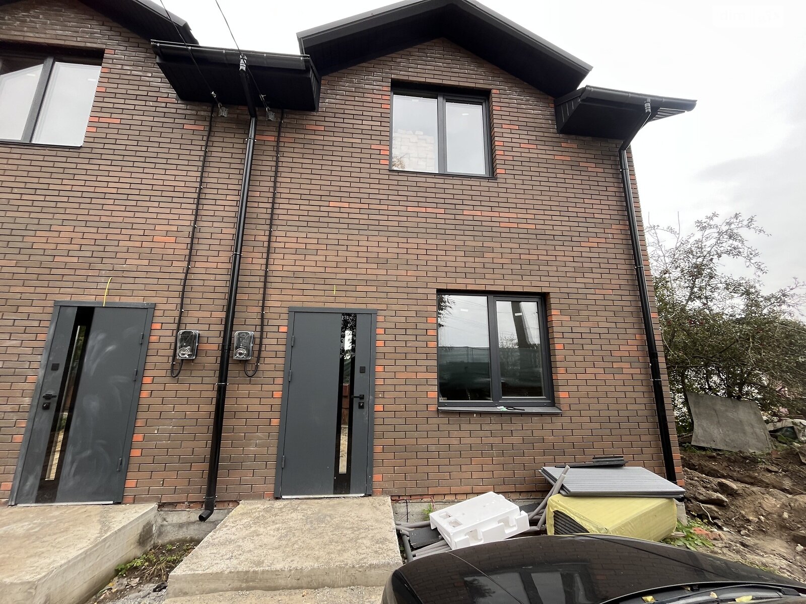 двоповерховий дуплекс, 94 кв. м, кирпич. Продаж у Зарванцях фото 1 двоповерховий дуплекс, 94 кв. м, кирпич. Продаж у Зарванцях фото 1