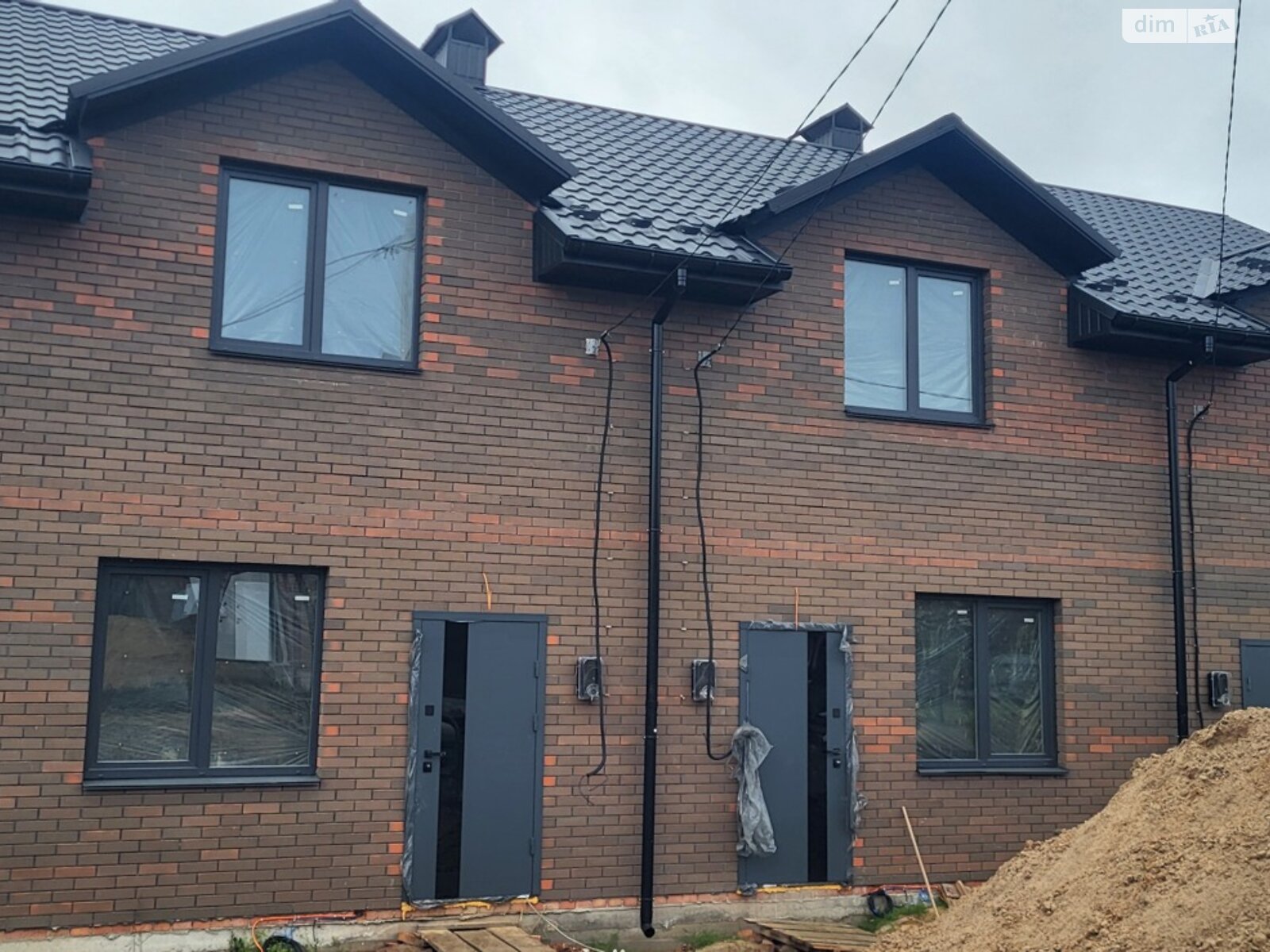 двухэтажный дуплекс, 95 кв. м, кирпич. Продажа в Якушинцах фото 1