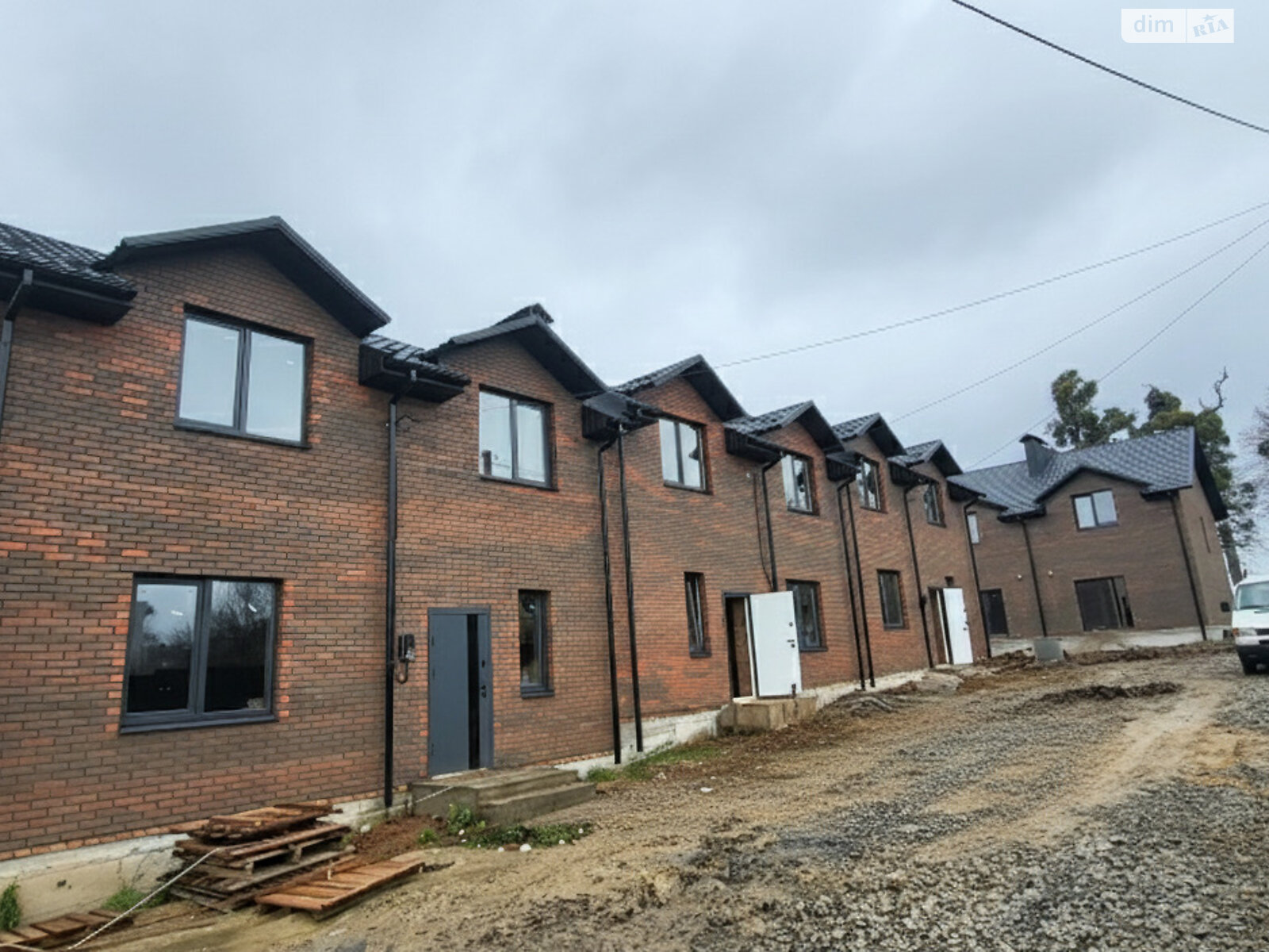 двухэтажный дуплекс, 95 кв. м, кирпич. Продажа в Якушинцах фото 1