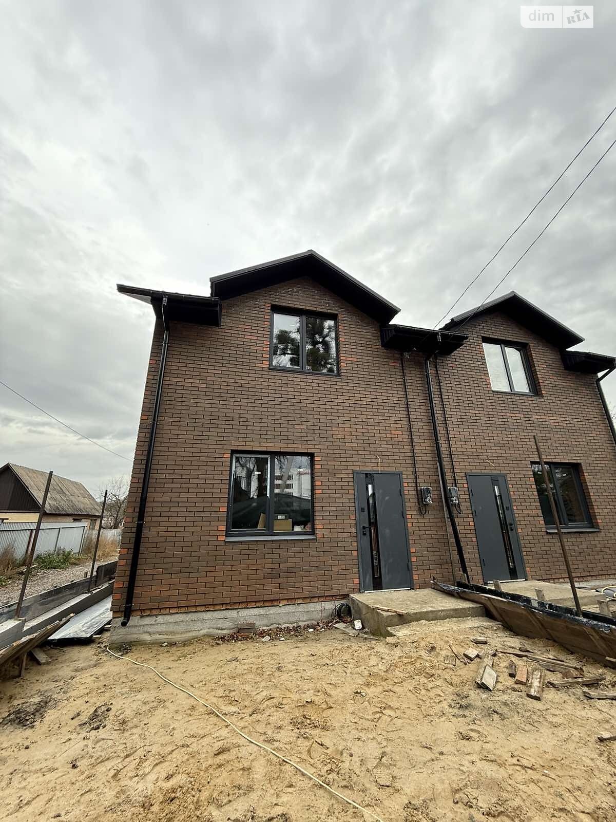 двухэтажный дуплекс, 92 кв. м, кирпич. Продажа в Якушинцах фото 1