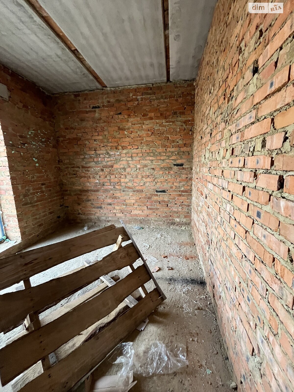 двоповерховий дуплекс, 110 кв. м, кирпич. Продаж у Якушинцях фото 1 двоповерховий дуплекс, 110 кв. м, кирпич. Продаж у Якушинцях фото 1