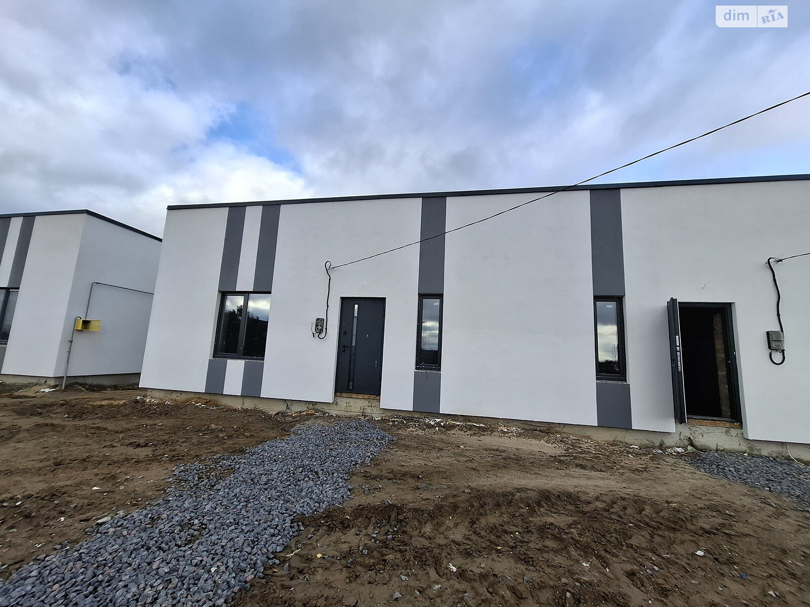 одноэтажный дуплекс, 75 кв. м, кирпич. Продажа в Якушинцах фото 1 одноэтажный дуплекс, 75 кв. м, кирпич. Продажа в Якушинцах фото 1