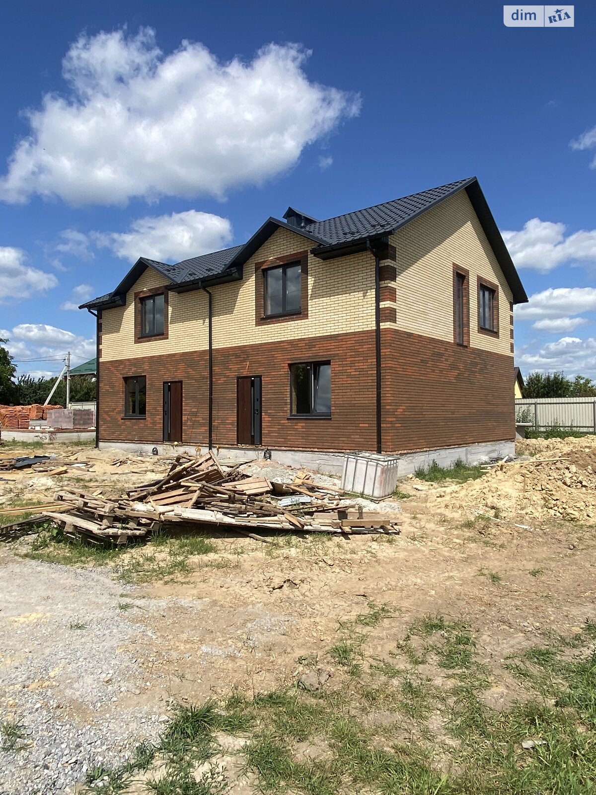 двоповерховий дуплекс, 105 кв. м, цегла. Продаж у Зарванцях фото 1 двоповерховий дуплекс, 105 кв. м, цегла. Продаж у Зарванцях фото 1