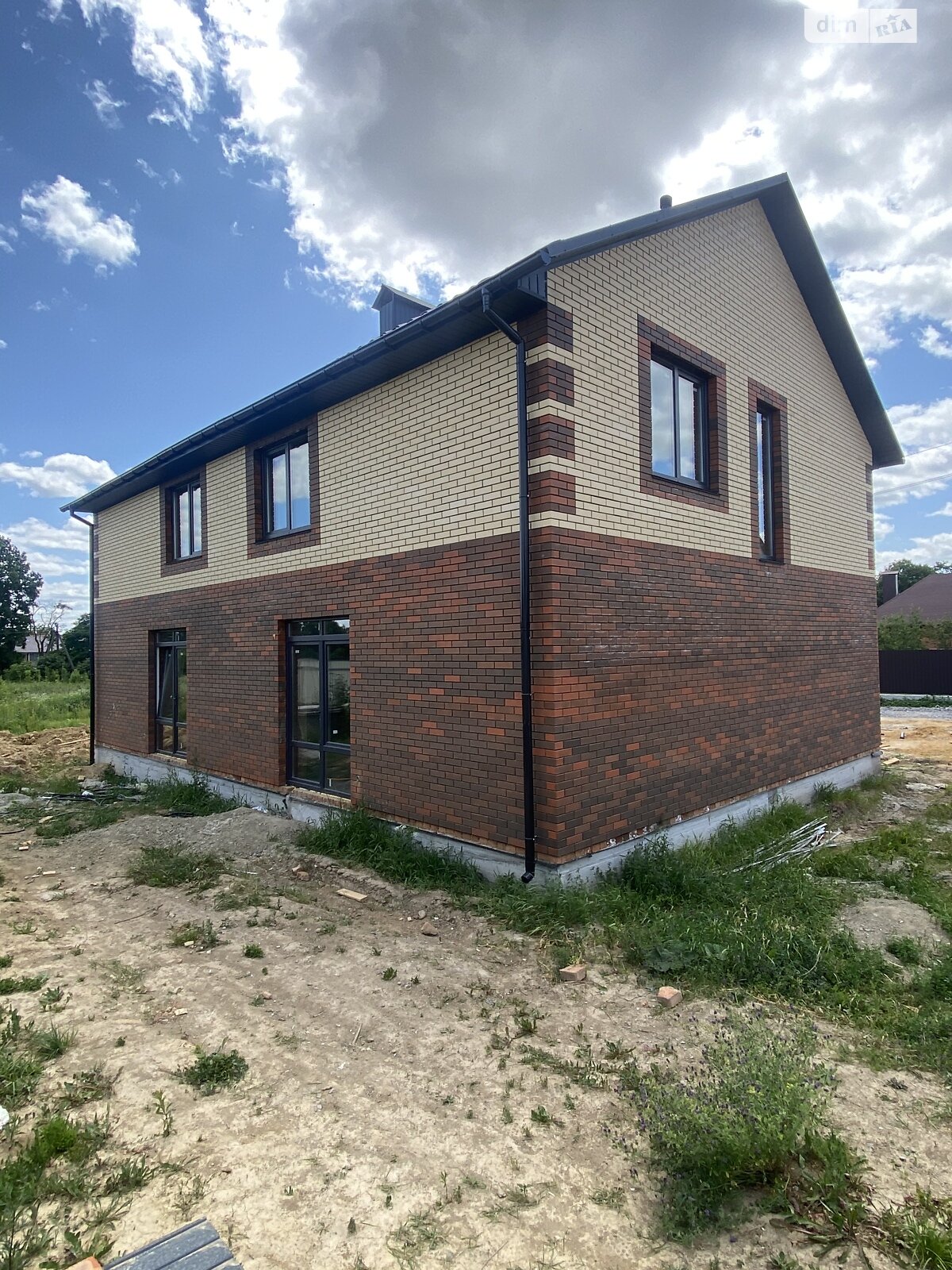 двоповерховий дуплекс, 105 кв. м, цегла. Продаж у Зарванцях фото 1 двоповерховий дуплекс, 105 кв. м, цегла. Продаж у Зарванцях фото 1