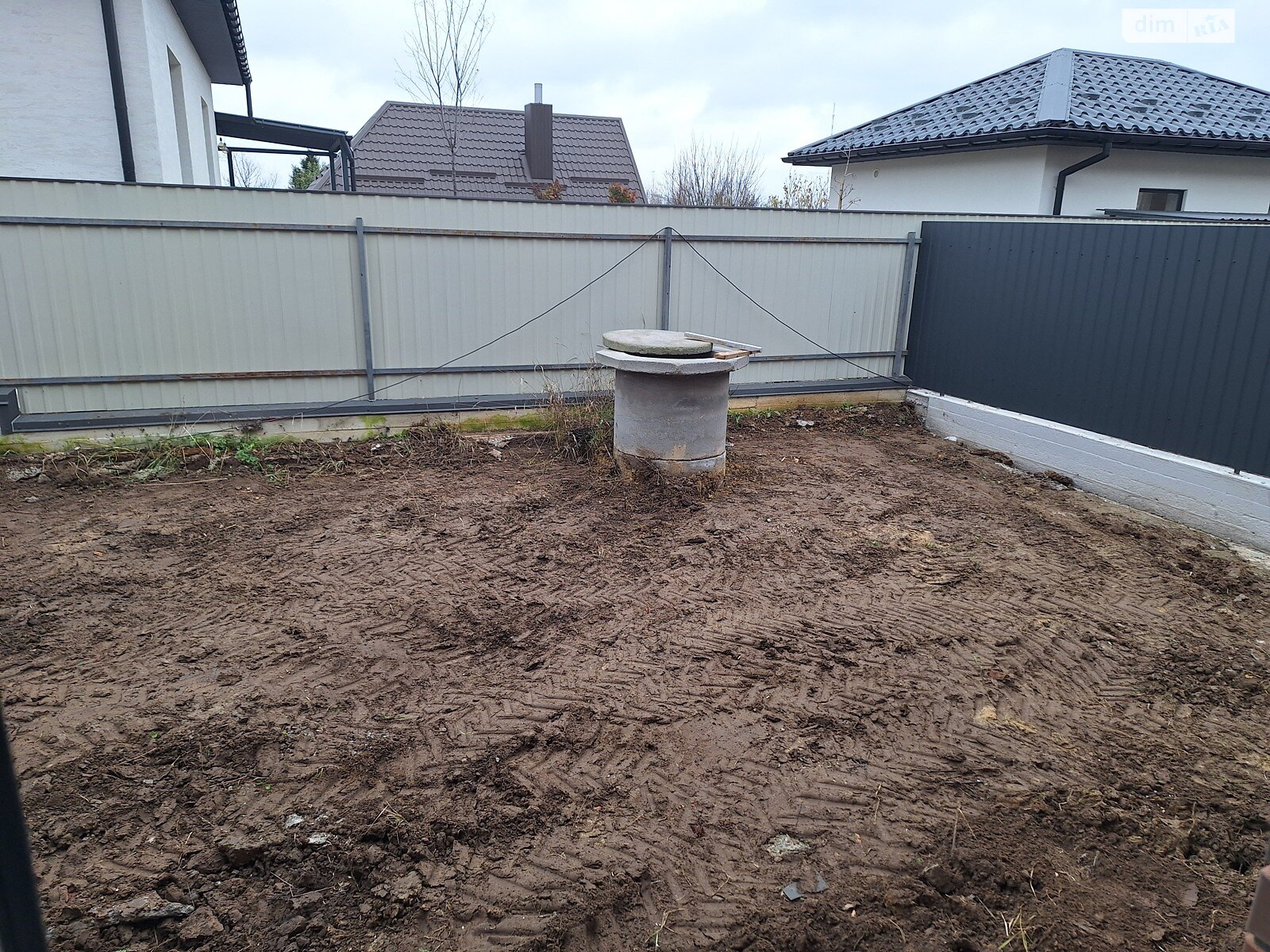 двухэтажный дуплекс, 98 кв. м, кирпич. Продажа в Зарванцах фото 1