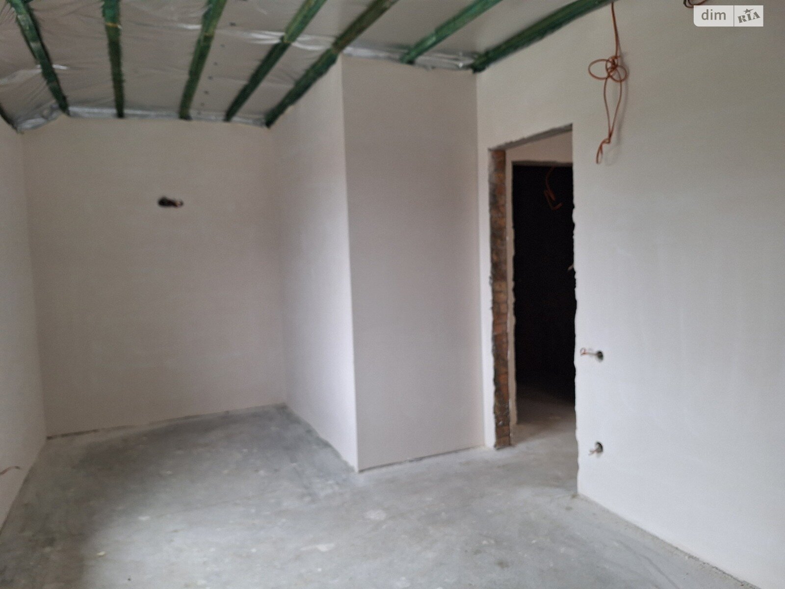 двухэтажный дуплекс, 98 кв. м, кирпич. Продажа в Зарванцах фото 1