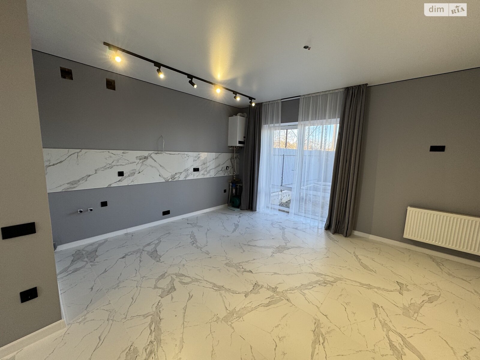 двоповерховий дуплекс, 105 кв. м, цегла. Продаж у Зарванцях фото 1 двоповерховий дуплекс, 105 кв. м, цегла. Продаж у Зарванцях фото 1
