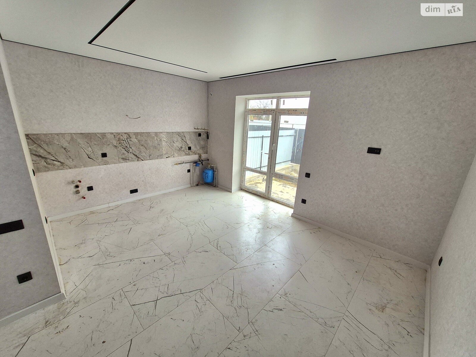 двоповерховий дуплекс, 85 кв. м, кирпич. Продаж у Зарванцях фото 1 двоповерховий дуплекс, 85 кв. м, кирпич. Продаж у Зарванцях фото 1