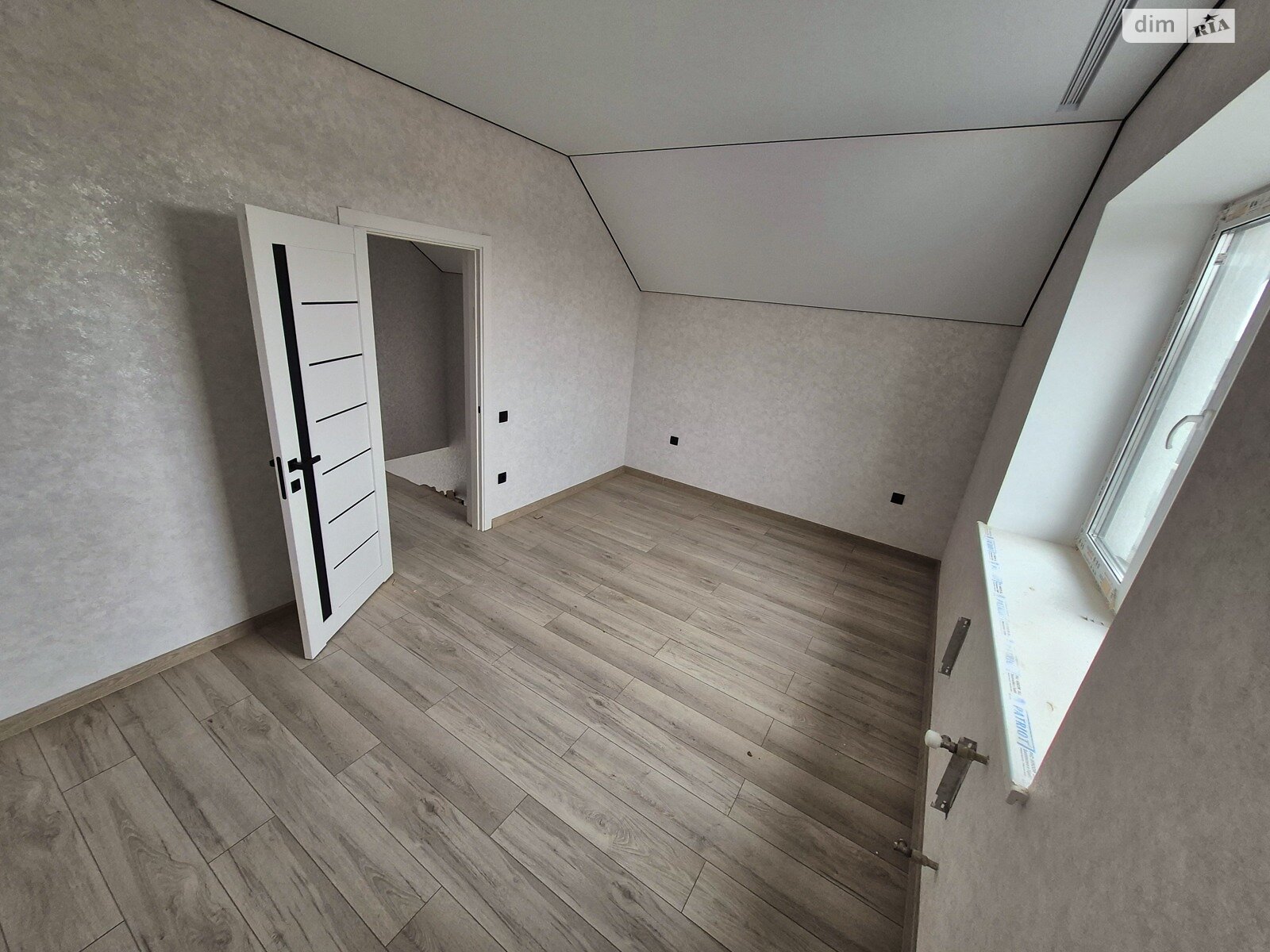 двоповерховий дуплекс, 85 кв. м, кирпич. Продаж у Зарванцях фото 1 двоповерховий дуплекс, 85 кв. м, кирпич. Продаж у Зарванцях фото 1