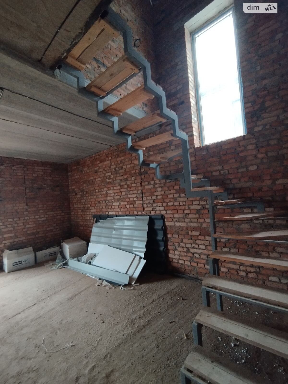 двухэтажный дуплекс, 110 кв. м, кирпич. Продажа в Зарванцах фото 1 двухэтажный дуплекс, 110 кв. м, кирпич. Продажа в Зарванцах фото 1