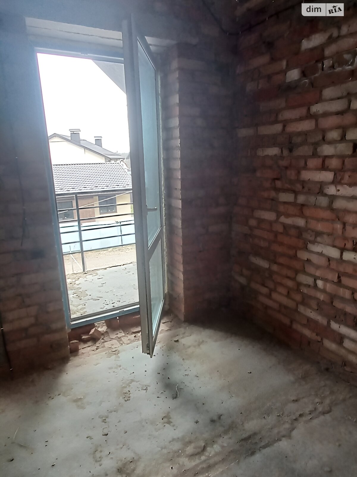двухэтажный дуплекс, 110 кв. м, кирпич. Продажа в Зарванцах фото 1 двухэтажный дуплекс, 110 кв. м, кирпич. Продажа в Зарванцах фото 1