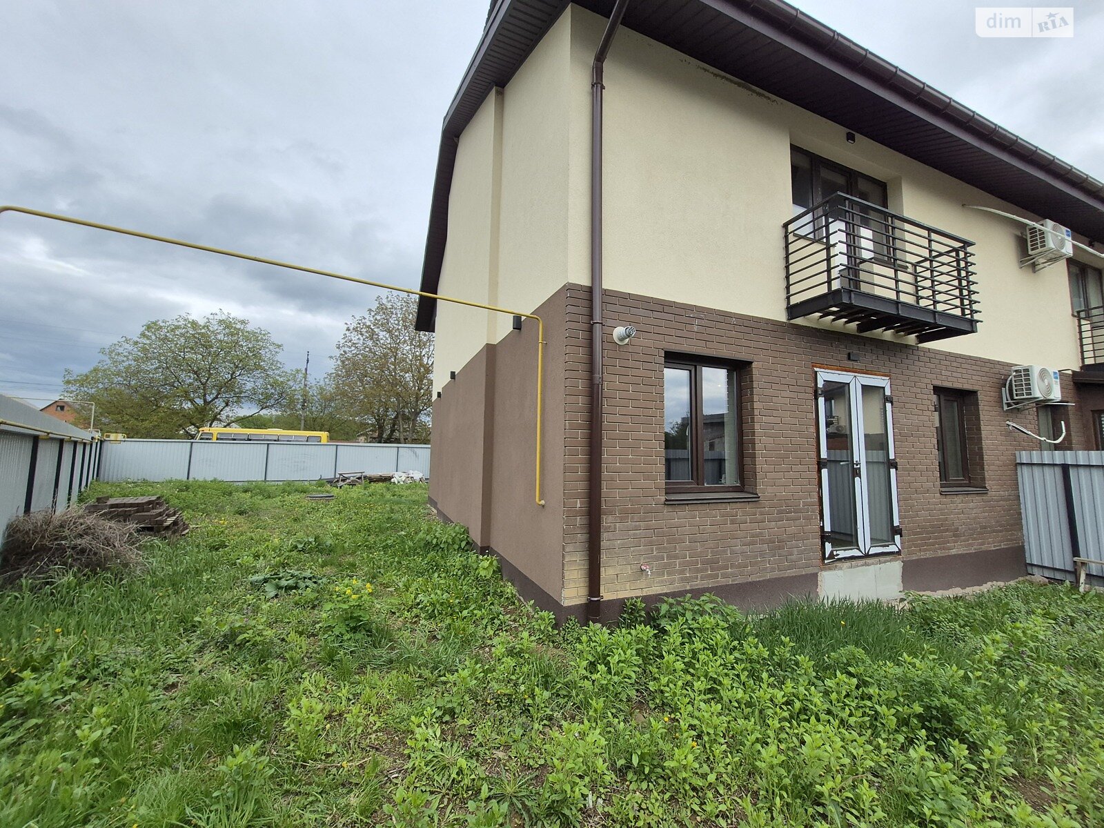 двоповерховий дуплекс, 120 кв. м, цегла. Продаж у Зарванцях фото 1 двоповерховий дуплекс, 120 кв. м, цегла. Продаж у Зарванцях фото 1
