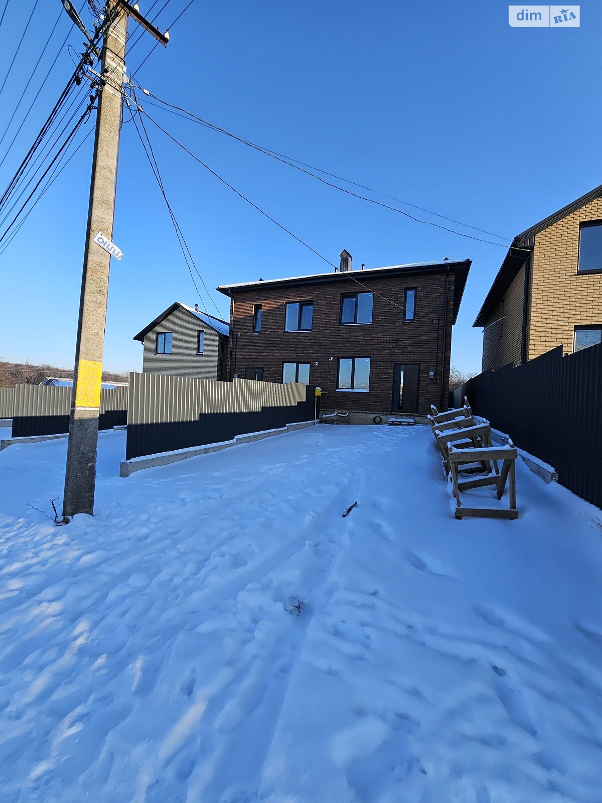 двухэтажный дуплекс, 77 кв. м, кирпич. Продажа в Зарванцах фото 1