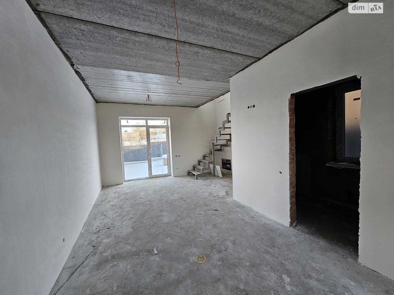 двухэтажный дуплекс, 77 кв. м, кирпич. Продажа в Зарванцах фото 1