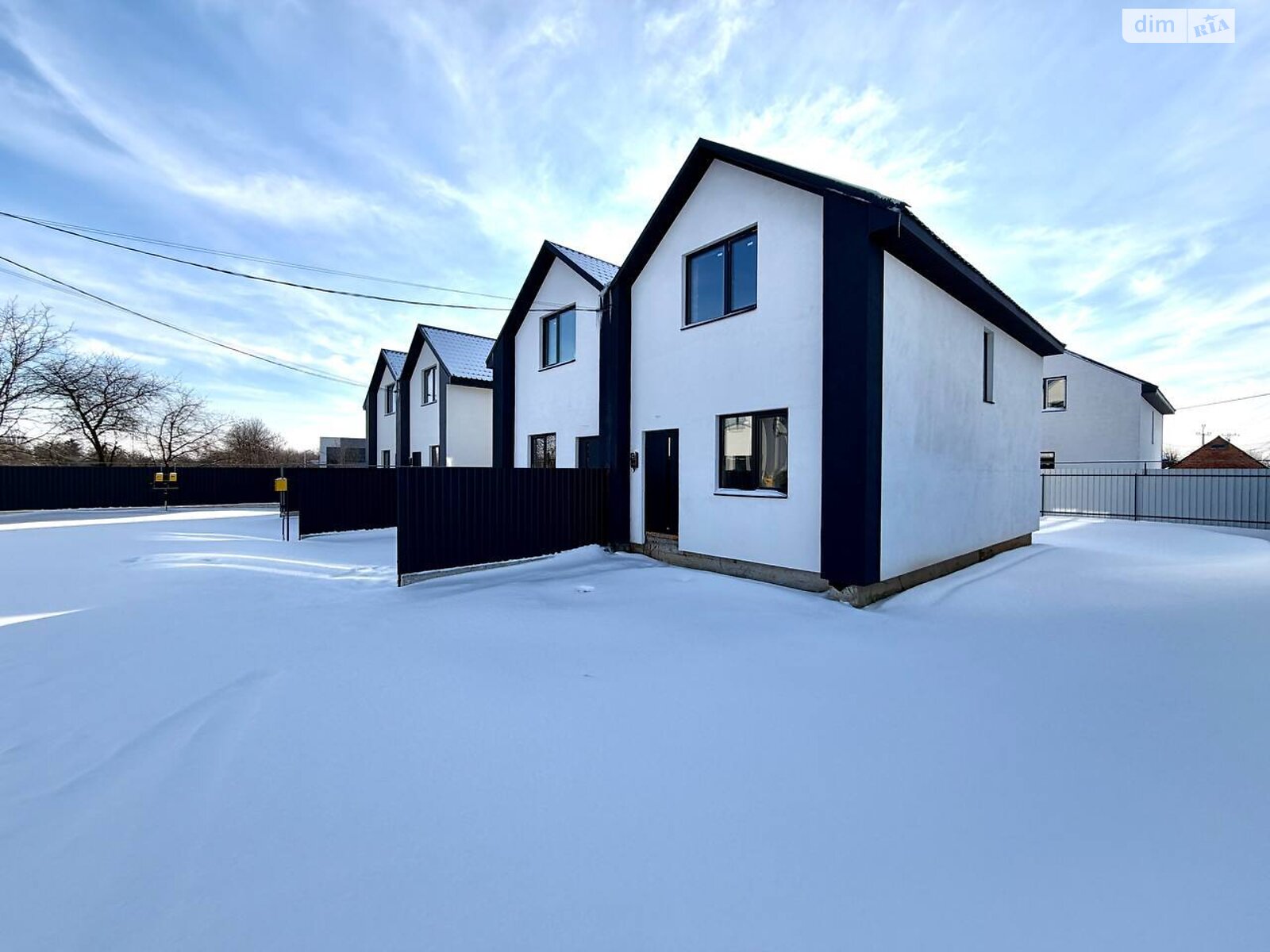 двухэтажный дуплекс, 95 кв. м, кирпич. Продажа в Зарванцах фото 1