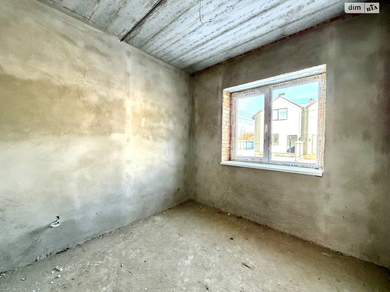 двухэтажный дуплекс, 95 кв. м, кирпич. Продажа в Зарванцах фото 1