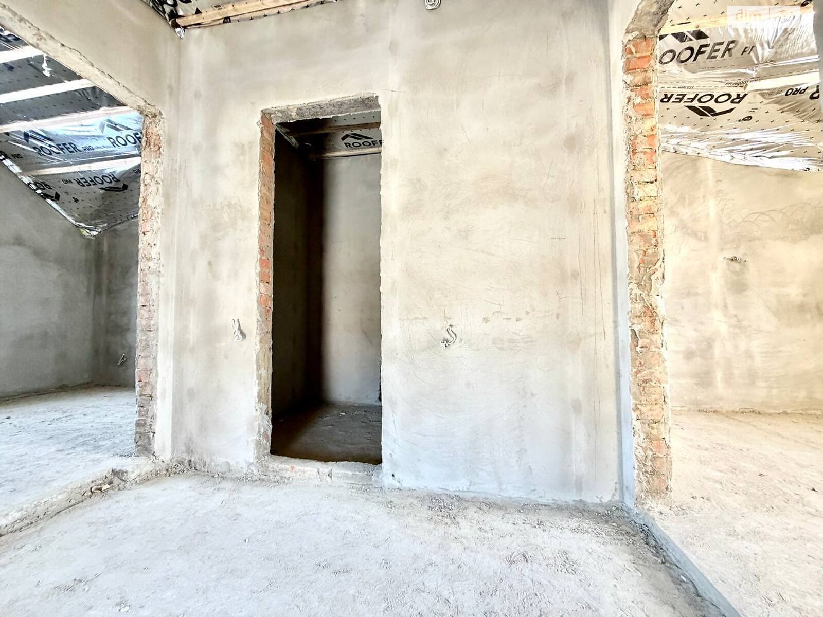 двухэтажный дуплекс, 95 кв. м, кирпич. Продажа в Зарванцах фото 1