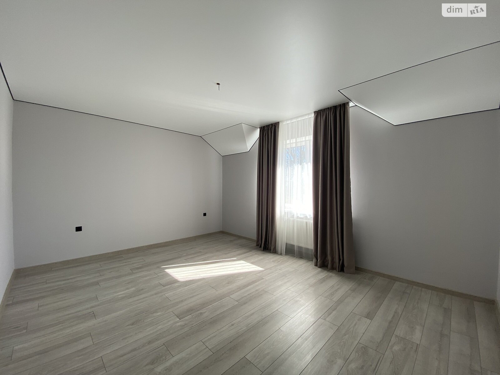 двоповерховий дуплекс, 105 кв. м, цегла. Продаж у Зарванцях фото 1 двоповерховий дуплекс, 105 кв. м, цегла. Продаж у Зарванцях фото 1
