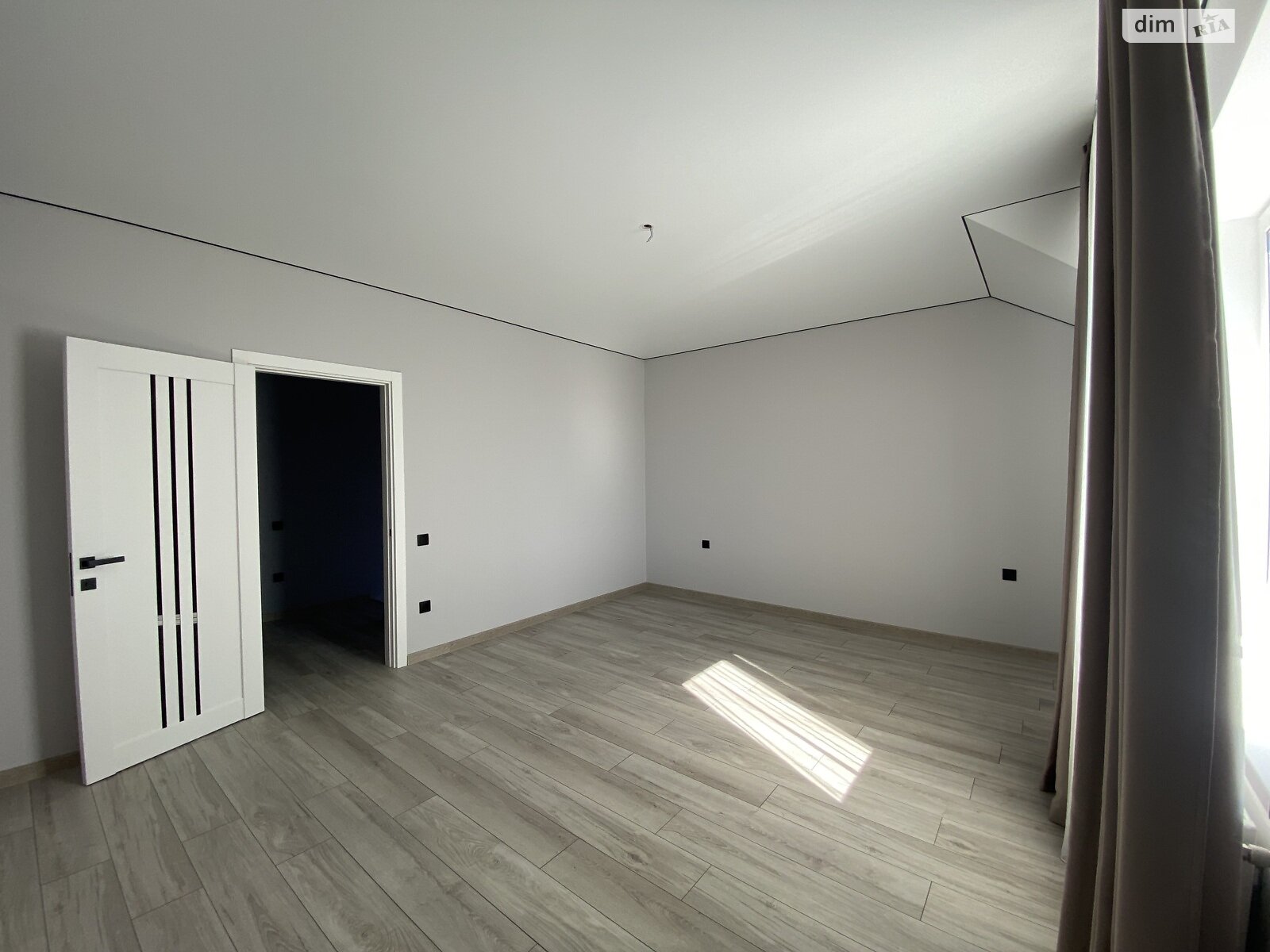 двоповерховий дуплекс, 105 кв. м, цегла. Продаж у Зарванцях фото 1 двоповерховий дуплекс, 105 кв. м, цегла. Продаж у Зарванцях фото 1