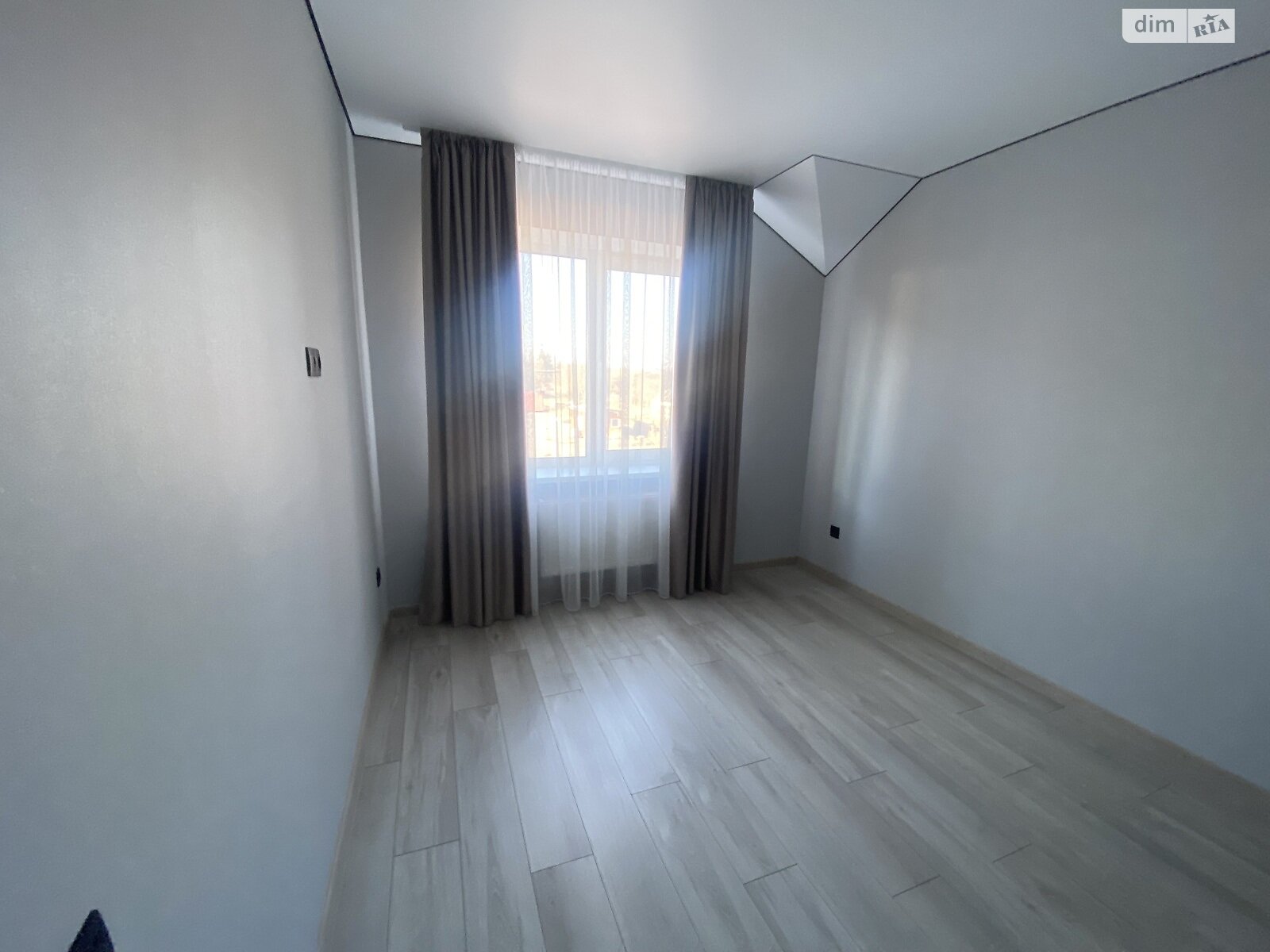 двоповерховий дуплекс, 105 кв. м, кирпич. Продаж у Зарванцях фото 1 двоповерховий дуплекс, 105 кв. м, кирпич. Продаж у Зарванцях фото 1