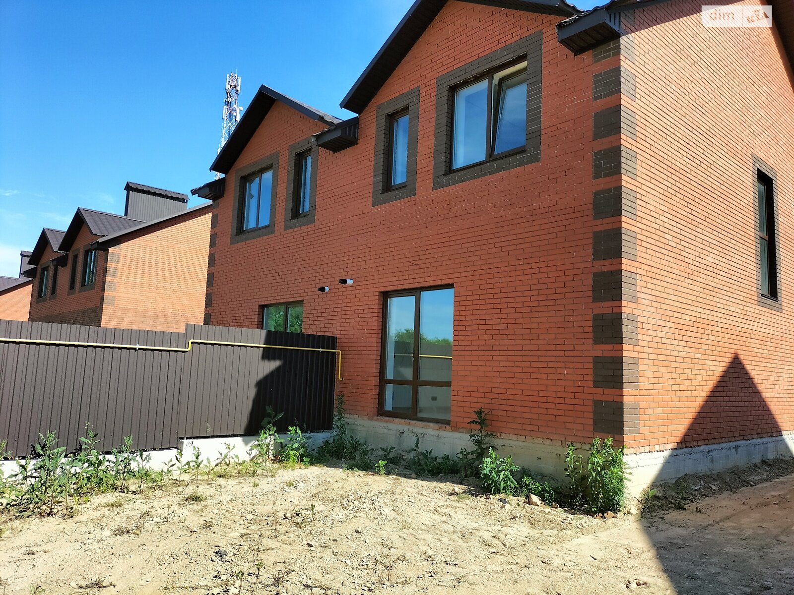 двоповерховий дуплекс, 95 кв. м, цегла. Продаж у Зарванцях фото 1 двоповерховий дуплекс, 95 кв. м, цегла. Продаж у Зарванцях фото 1