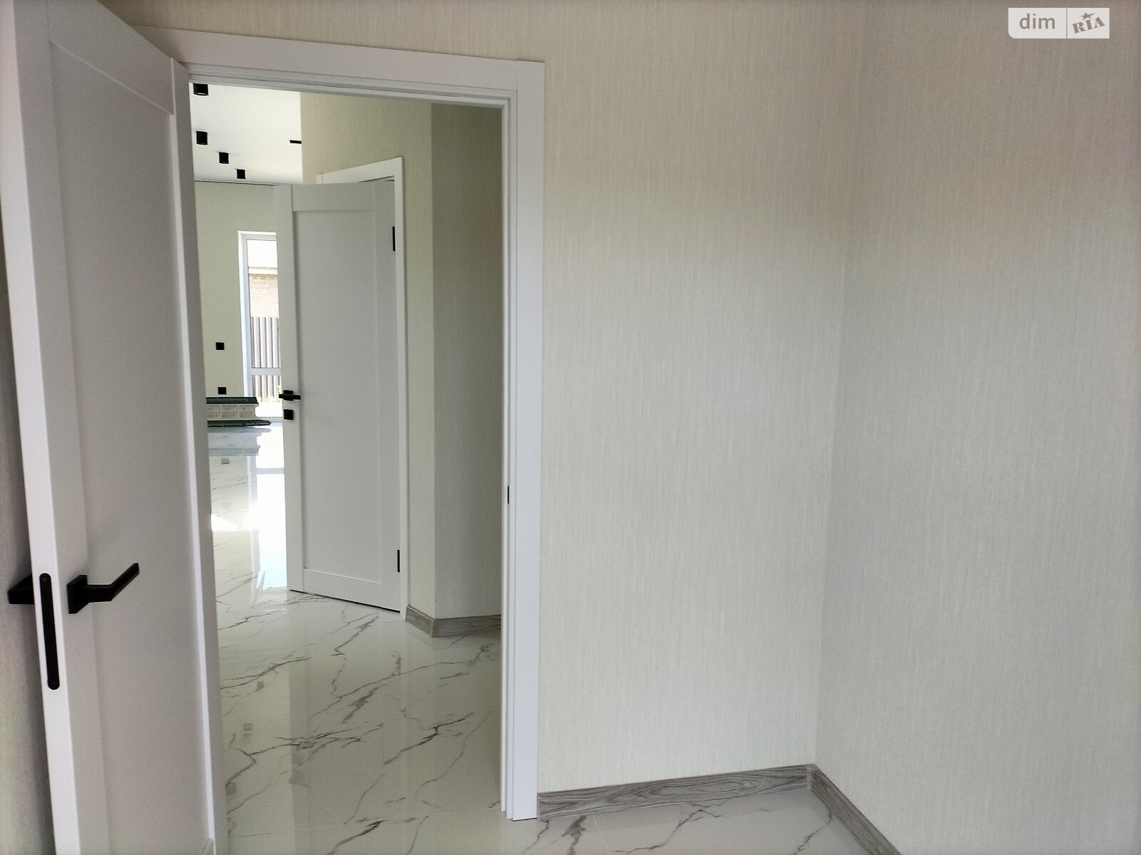 двоповерховий дуплекс, 95 кв. м, цегла. Продаж у Зарванцях фото 1 двоповерховий дуплекс, 95 кв. м, цегла. Продаж у Зарванцях фото 1