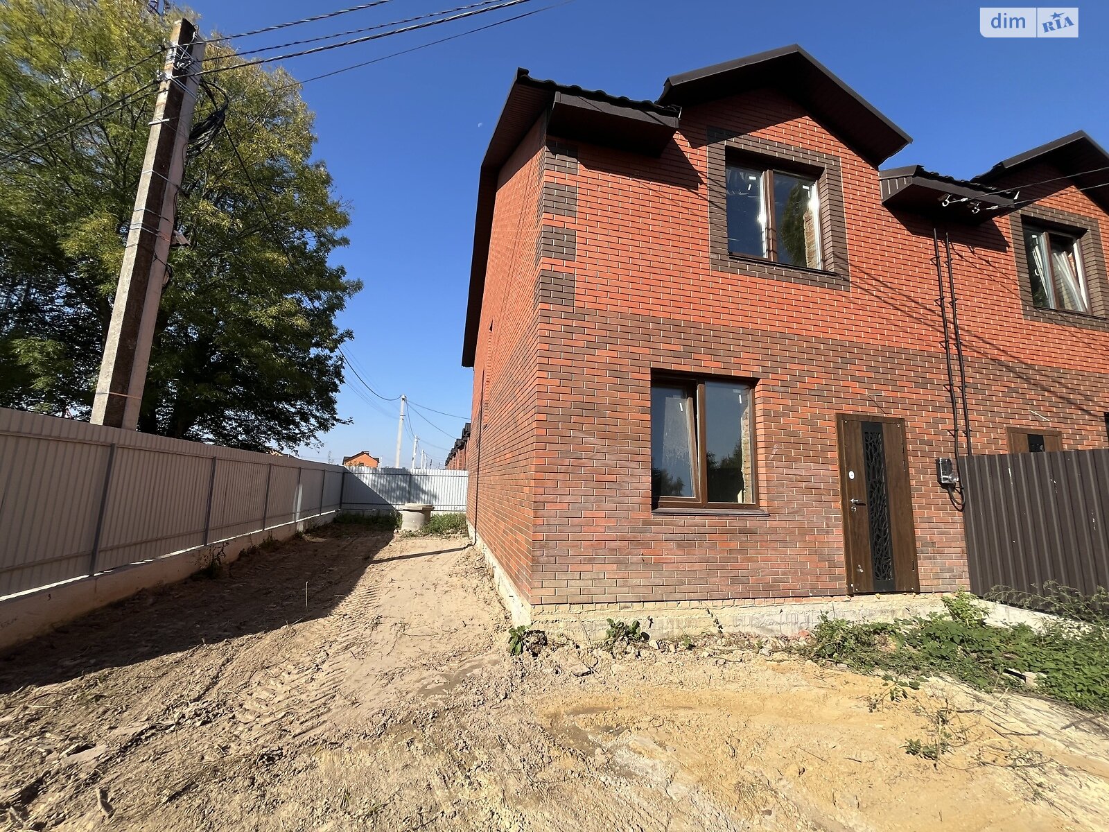 двухэтажный дуплекс, 100 кв. м, кирпич. Продажа в Зарванцах фото 1 двухэтажный дуплекс, 100 кв. м, кирпич. Продажа в Зарванцах фото 1