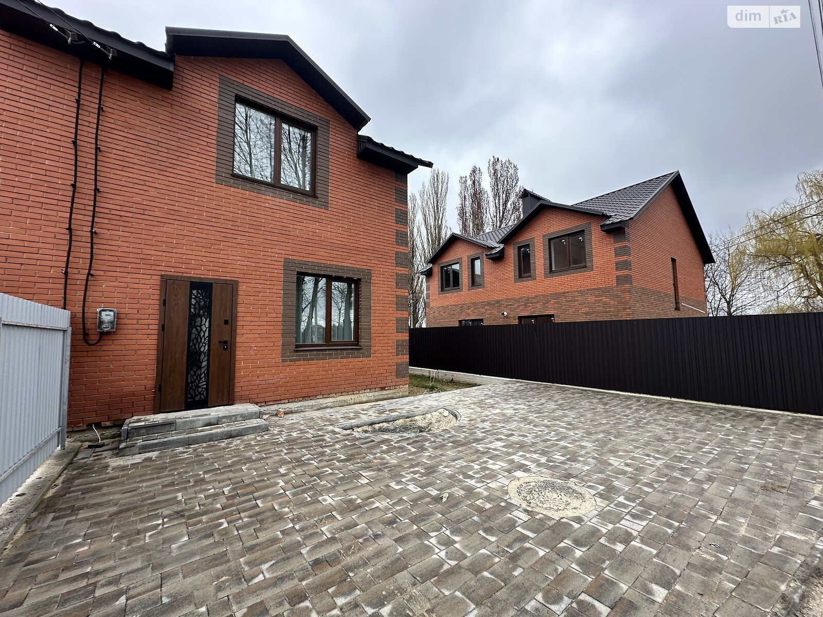 двоповерховий дуплекс, 104 кв. м, цегла. Продаж у Зарванцях фото 1 двоповерховий дуплекс, 104 кв. м, цегла. Продаж у Зарванцях фото 1