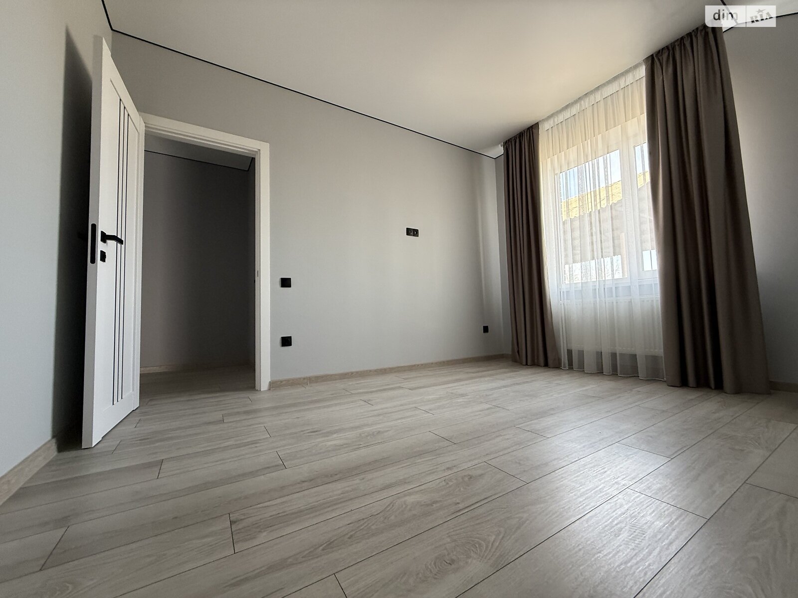 двоповерховий дуплекс, 103 кв. м, кирпич. Продаж у Зарванцях фото 1 двоповерховий дуплекс, 103 кв. м, кирпич. Продаж у Зарванцях фото 1