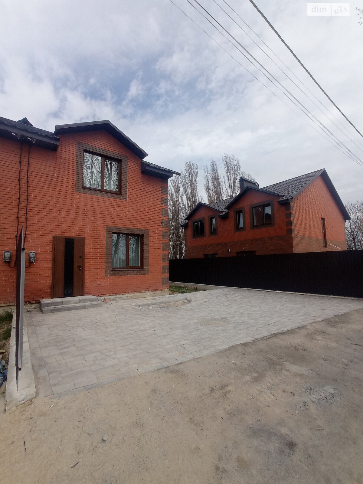 двухэтажный дуплекс, 100 кв. м, кирпич. Продажа в Зарванцах фото 1 двухэтажный дуплекс, 100 кв. м, кирпич. Продажа в Зарванцах фото 1