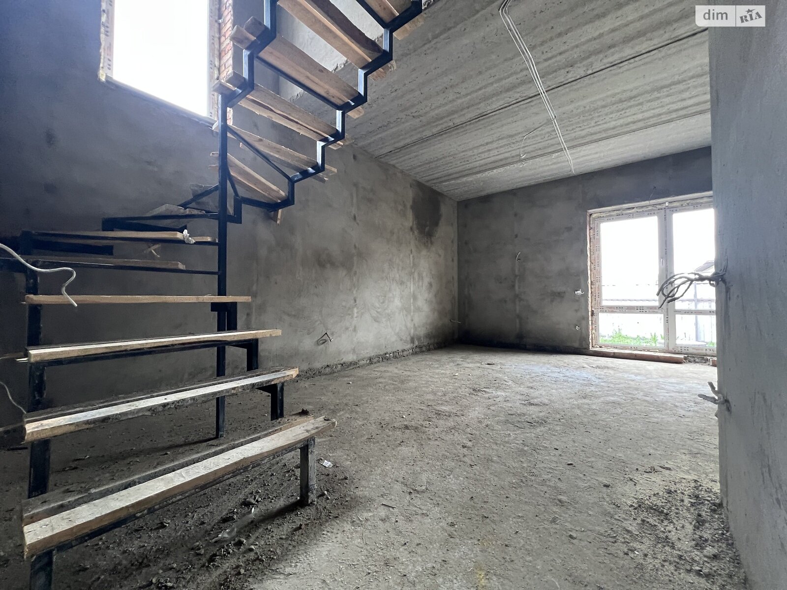 двоповерховий дуплекс, 105 кв. м, цегла. Продаж у Зарванцях фото 1 двоповерховий дуплекс, 105 кв. м, цегла. Продаж у Зарванцях фото 1