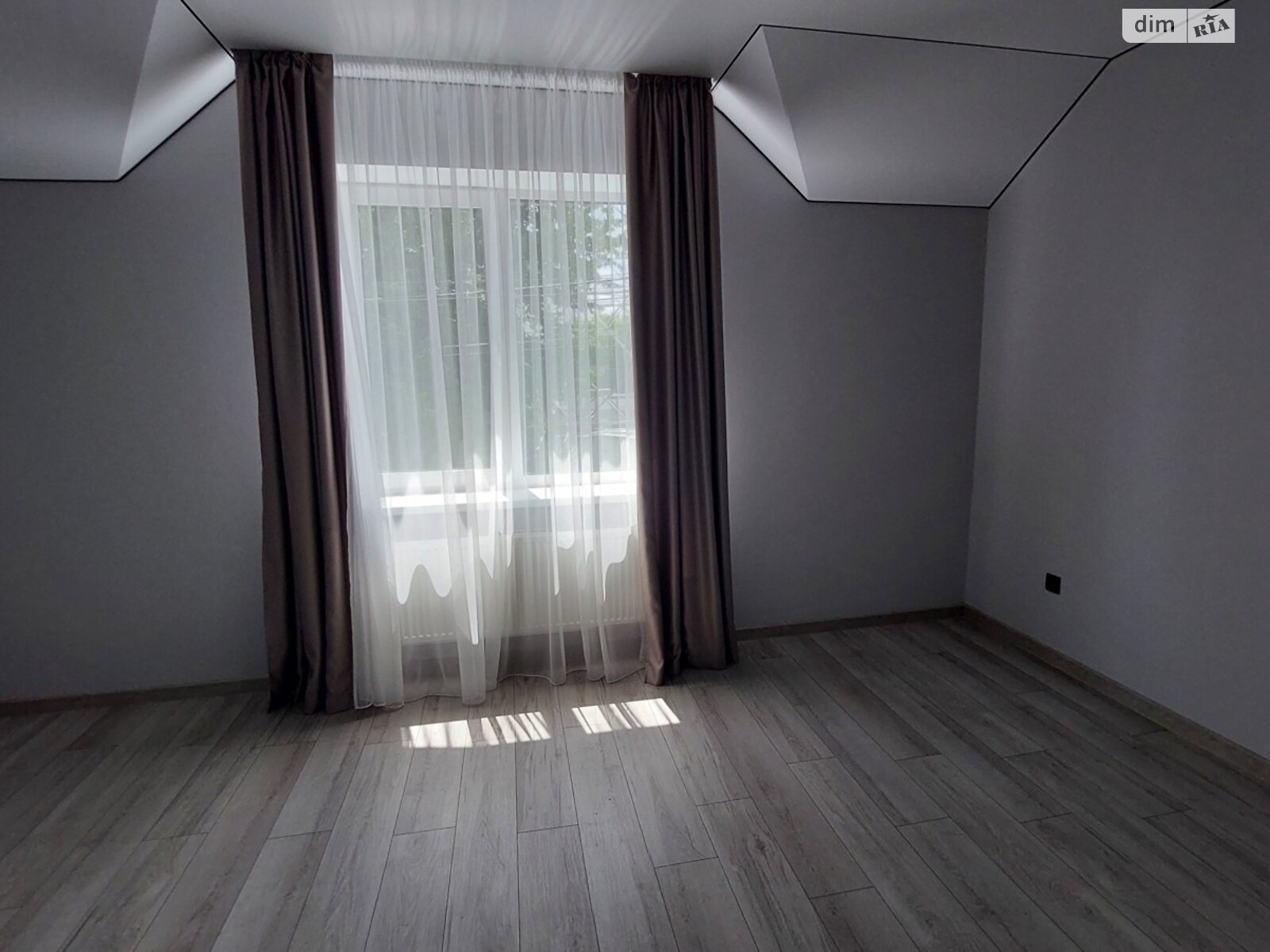 двоповерховий дуплекс, 105 кв. м, цегла. Продаж у Зарванцях фото 1 двоповерховий дуплекс, 105 кв. м, цегла. Продаж у Зарванцях фото 1
