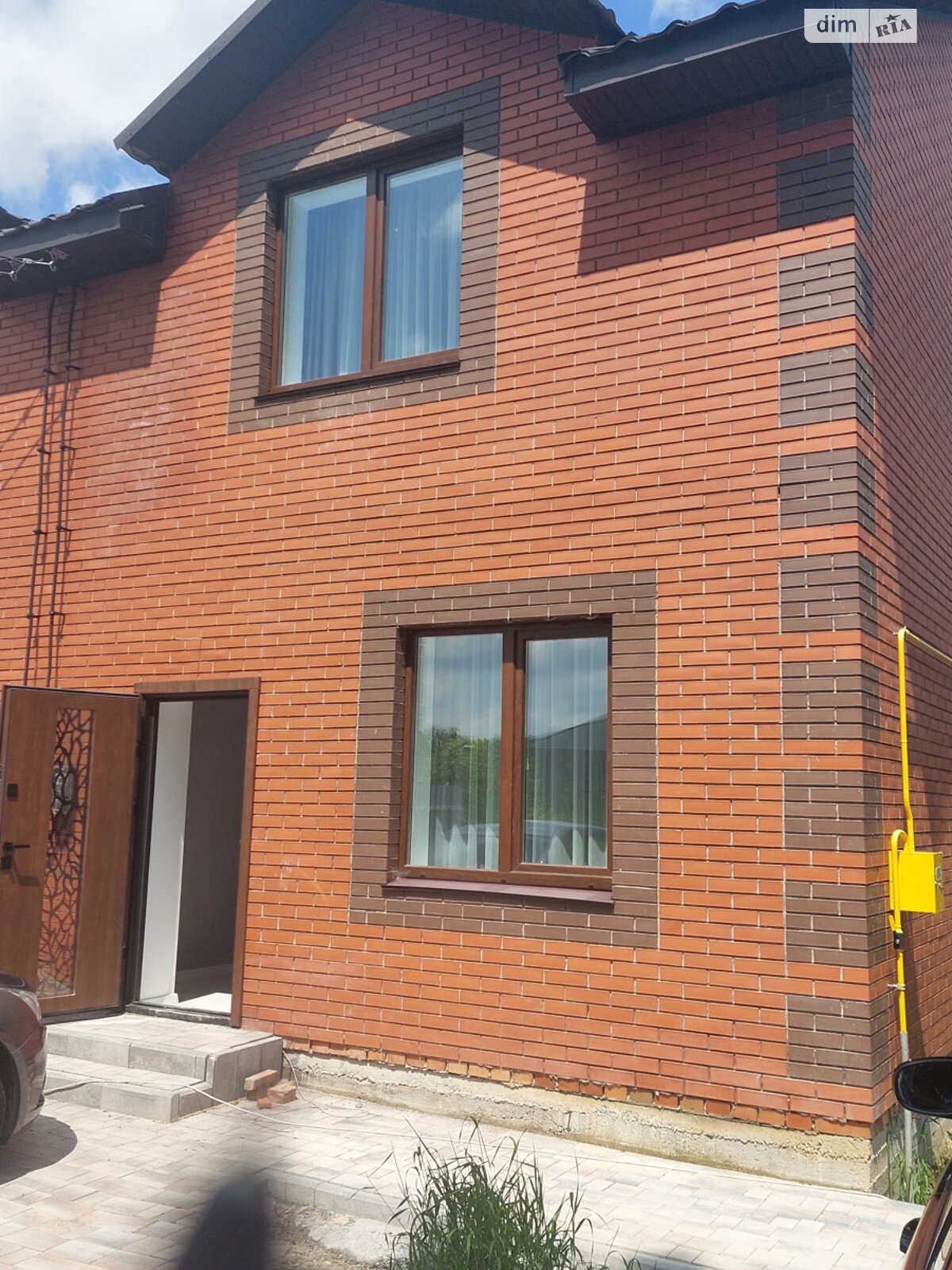 двоповерховий дуплекс, 105 кв. м, цегла. Продаж у Зарванцях фото 1 двоповерховий дуплекс, 105 кв. м, цегла. Продаж у Зарванцях фото 1