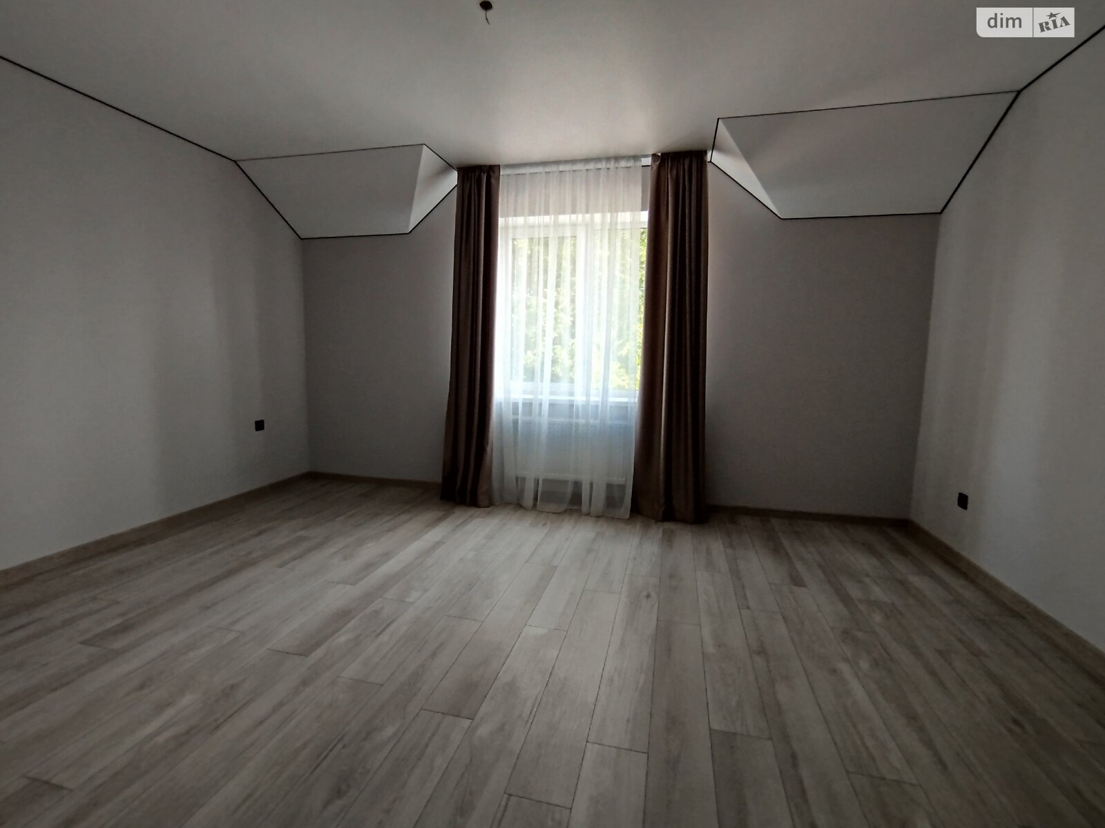 двоповерховий дуплекс, 95 кв. м, цегла. Продаж у Зарванцях фото 1 двоповерховий дуплекс, 95 кв. м, цегла. Продаж у Зарванцях фото 1
