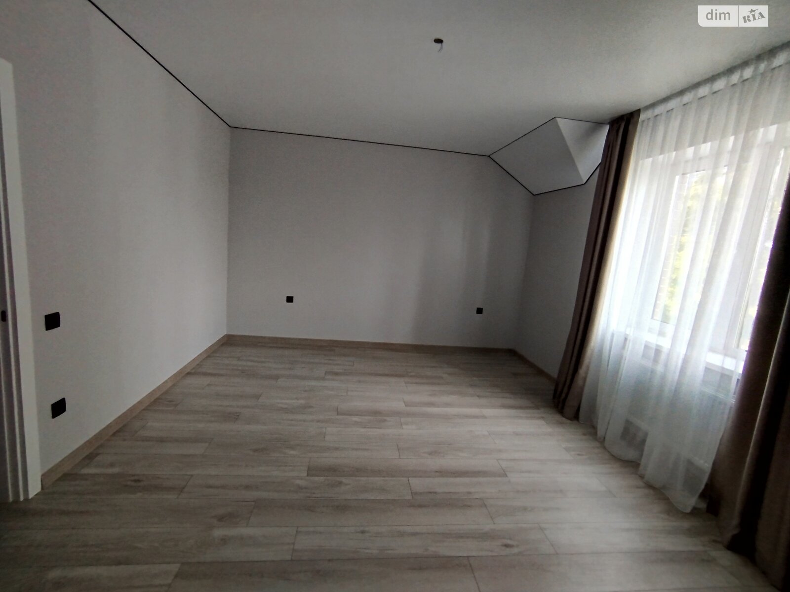 двоповерховий дуплекс, 95 кв. м, цегла. Продаж у Зарванцях фото 1 двоповерховий дуплекс, 95 кв. м, цегла. Продаж у Зарванцях фото 1