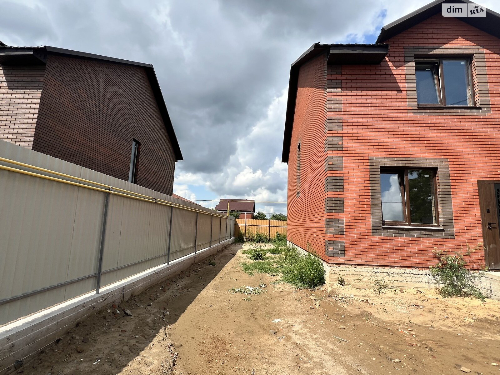 двоповерховий дуплекс, 105 кв. м, кирпич. Продаж у Зарванцях фото 1 двоповерховий дуплекс, 105 кв. м, кирпич. Продаж у Зарванцях фото 1