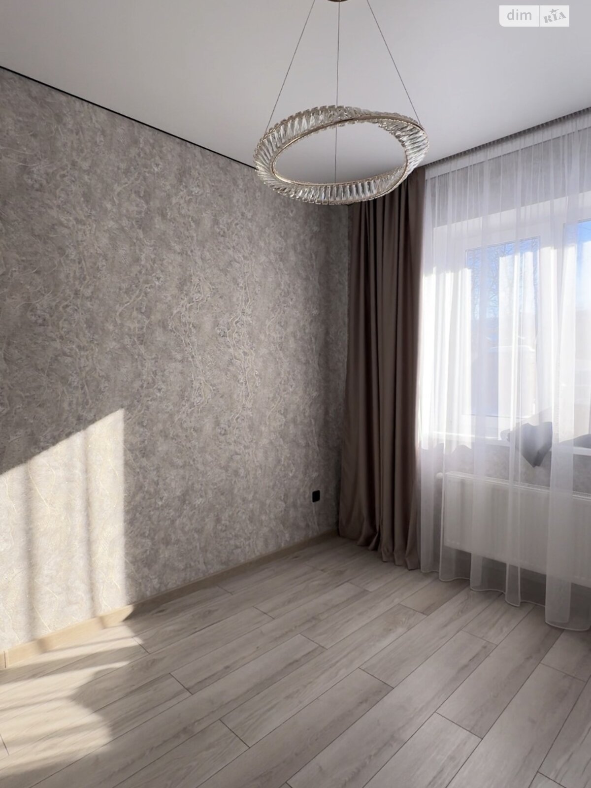 двухэтажный дуплекс, 105 кв. м, кирпич. Продажа в Зарванцах фото 1