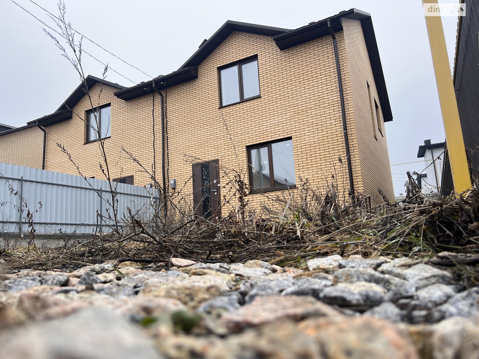 двоповерховий дуплекс, 105 кв. м, кирпич. Продаж у Зарванцях фото 1 двоповерховий дуплекс, 105 кв. м, кирпич. Продаж у Зарванцях фото 1