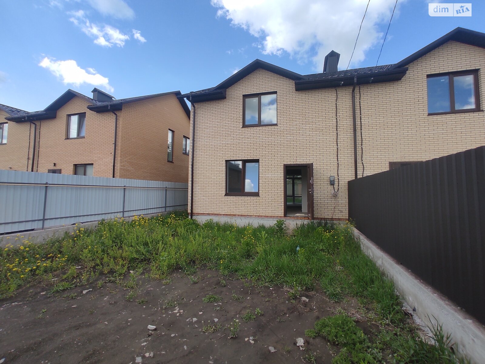 двухэтажный дуплекс, 105 кв. м, кирпич. Продажа в Зарванцах фото 1 двухэтажный дуплекс, 105 кв. м, кирпич. Продажа в Зарванцах фото 1