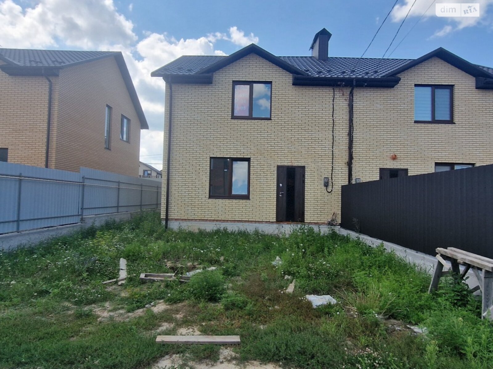 двоповерховий дуплекс, 105 кв. м, цегла. Продаж у Зарванцях фото 1 двоповерховий дуплекс, 105 кв. м, цегла. Продаж у Зарванцях фото 1