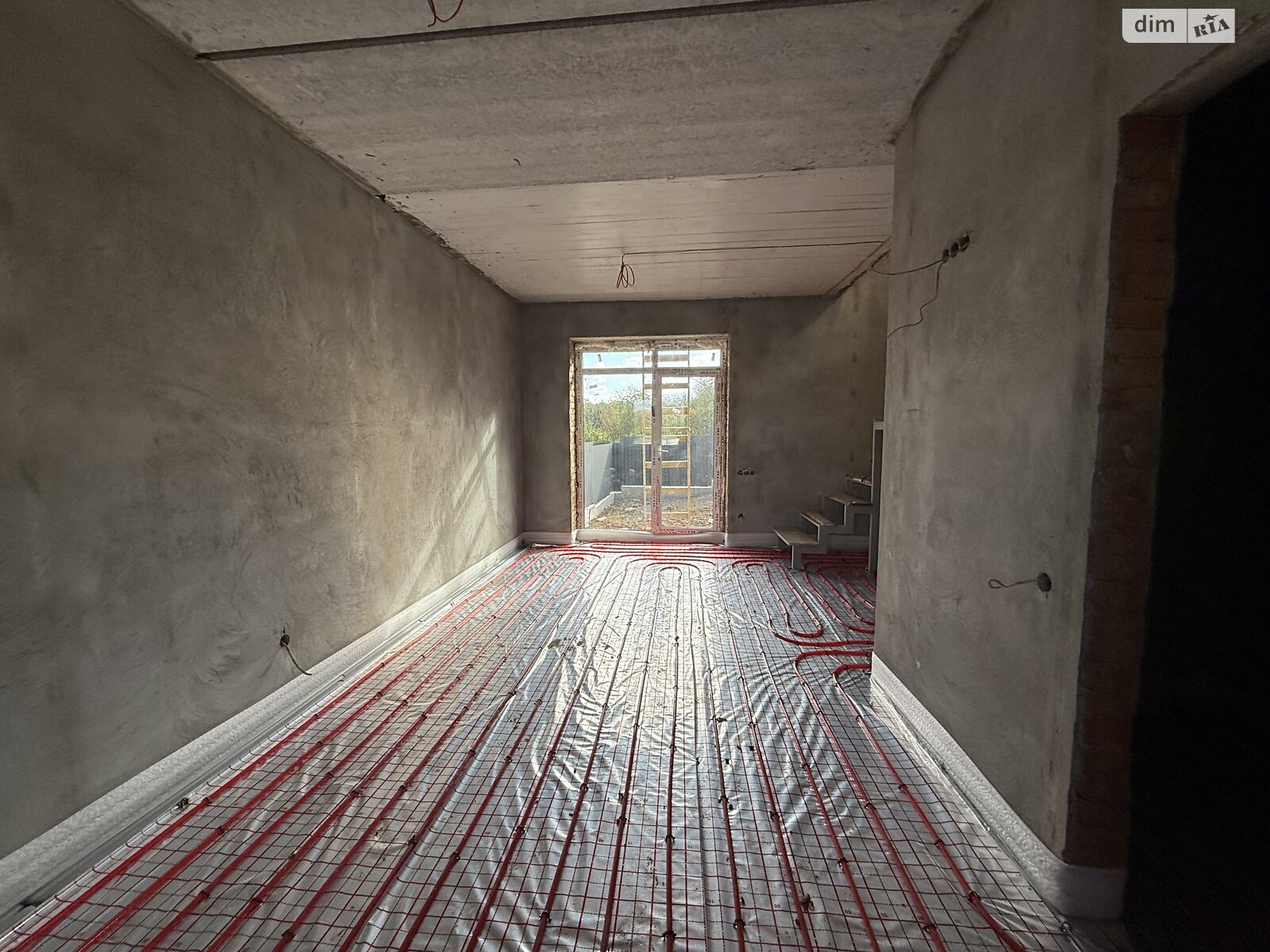 двухэтажный дуплекс, 85 кв. м, кирпич. Продажа в Зарванцах фото 1