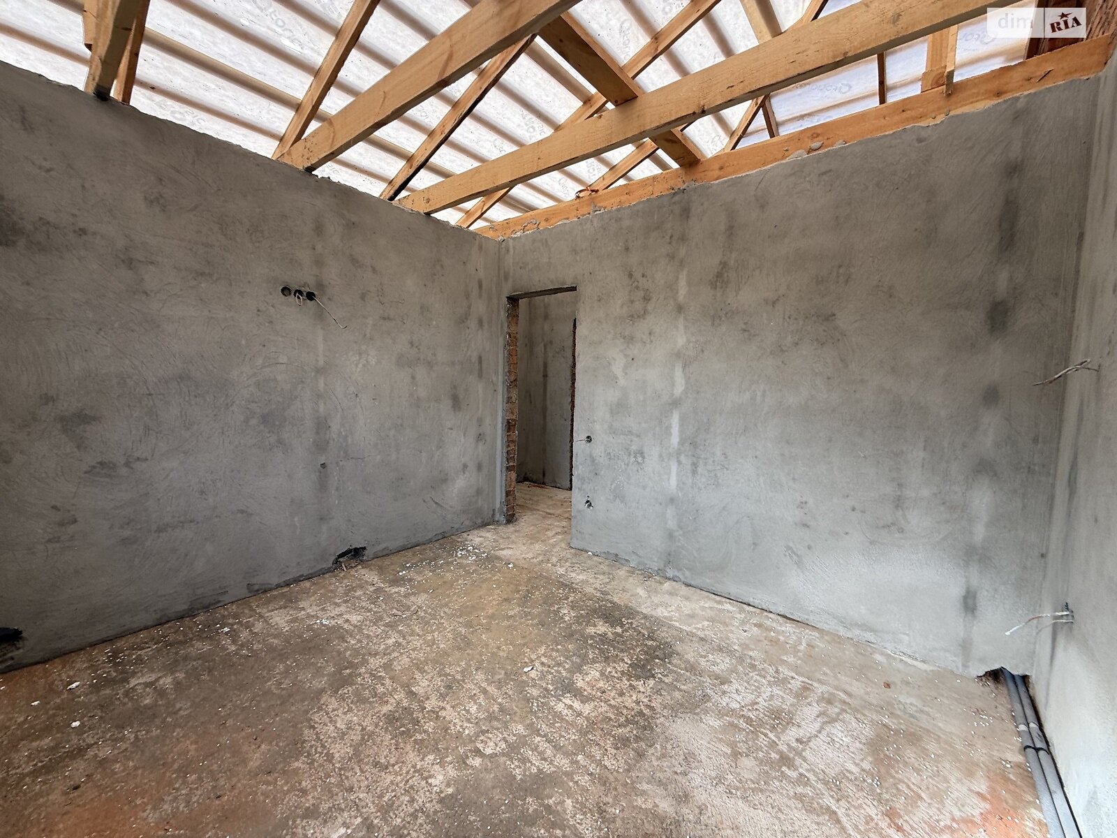 двухэтажный дуплекс, 85 кв. м, кирпич. Продажа в Зарванцах фото 1