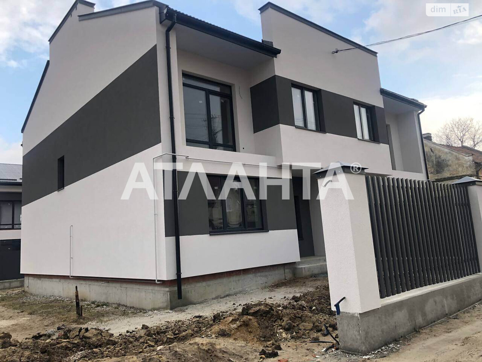 двоповерховий дуплекс, 125 кв. м, цегла. Продаж у Зимній Воді фото 1 двоповерховий дуплекс, 125 кв. м, цегла. Продаж у Зимній Воді фото 1
