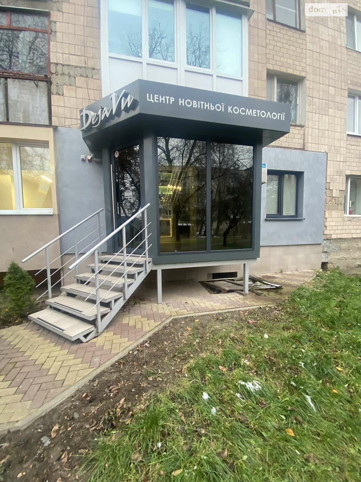 Спеціальне приміщення в Луцьку, продаж по просп. Соборності, район 33 мікрорайон, ціна: 78 000 доларів за об’єкт фото 1 Спеціальне приміщення в Луцьку, продаж по просп. Соборності, район 33 мікрорайон, ціна: 78 000 доларів за об’єкт фото 1