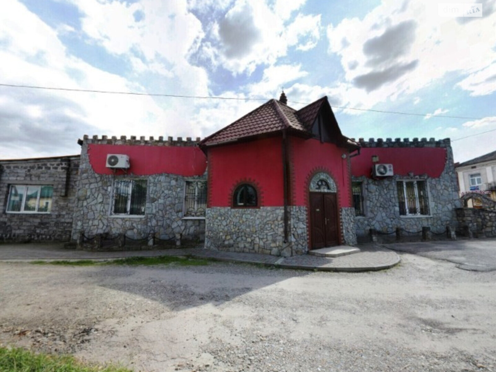 Спеціальне приміщення в Бурштині, продаж по Cтепана Бандери, район Старий Бурштин, ціна: 145 000 доларів за об’єкт фото 1 Спеціальне приміщення в Бурштині, продаж по Cтепана Бандери, район Старий Бурштин, ціна: 145 000 доларів за об’єкт фото 1