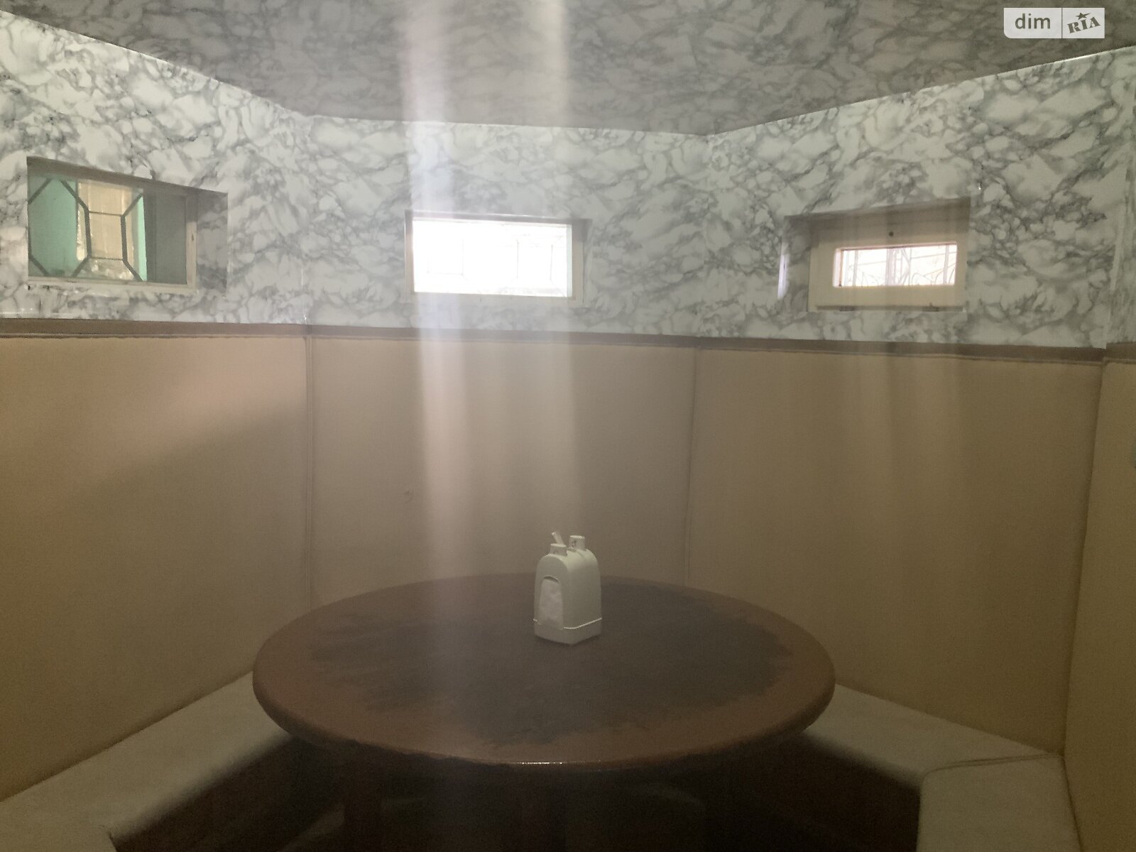 Коммерческое помещение в Александрии, продажа по Гетмана Мазепы (Героев Сталинграда) улица, район Александрия, цена: 300 долларов за объект фото 1 Коммерческое помещение в Александрии, продажа по Гетмана Мазепы (Героев Сталинграда) улица, район Александрия, цена: 300 долларов за объект фото 1