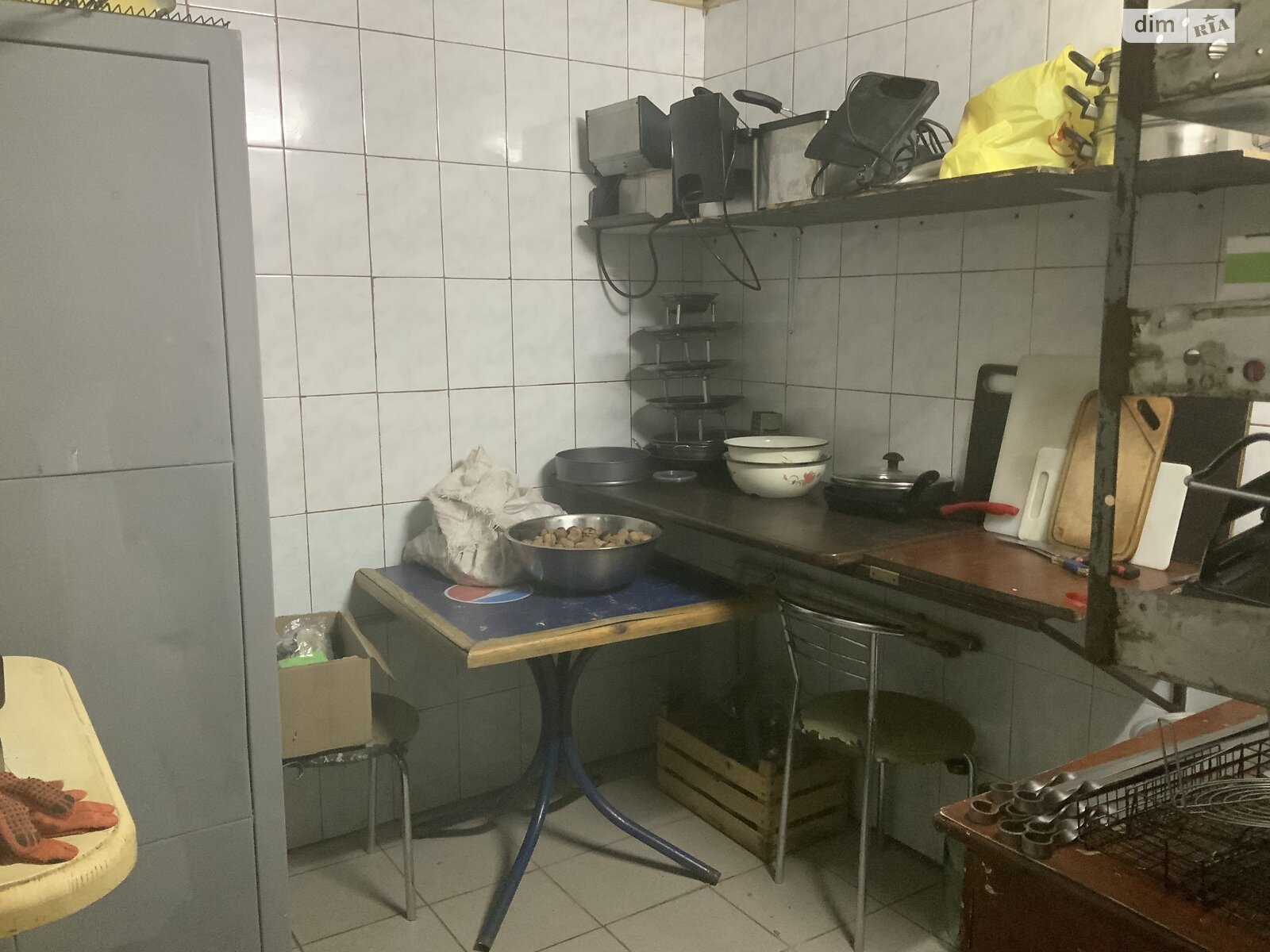 Коммерческое помещение в Александрии, продажа по Гетмана Мазепы (Героев Сталинграда) улица, район Александрия, цена: 300 долларов за объект фото 1 Коммерческое помещение в Александрии, продажа по Гетмана Мазепы (Героев Сталинграда) улица, район Александрия, цена: 300 долларов за объект фото 1