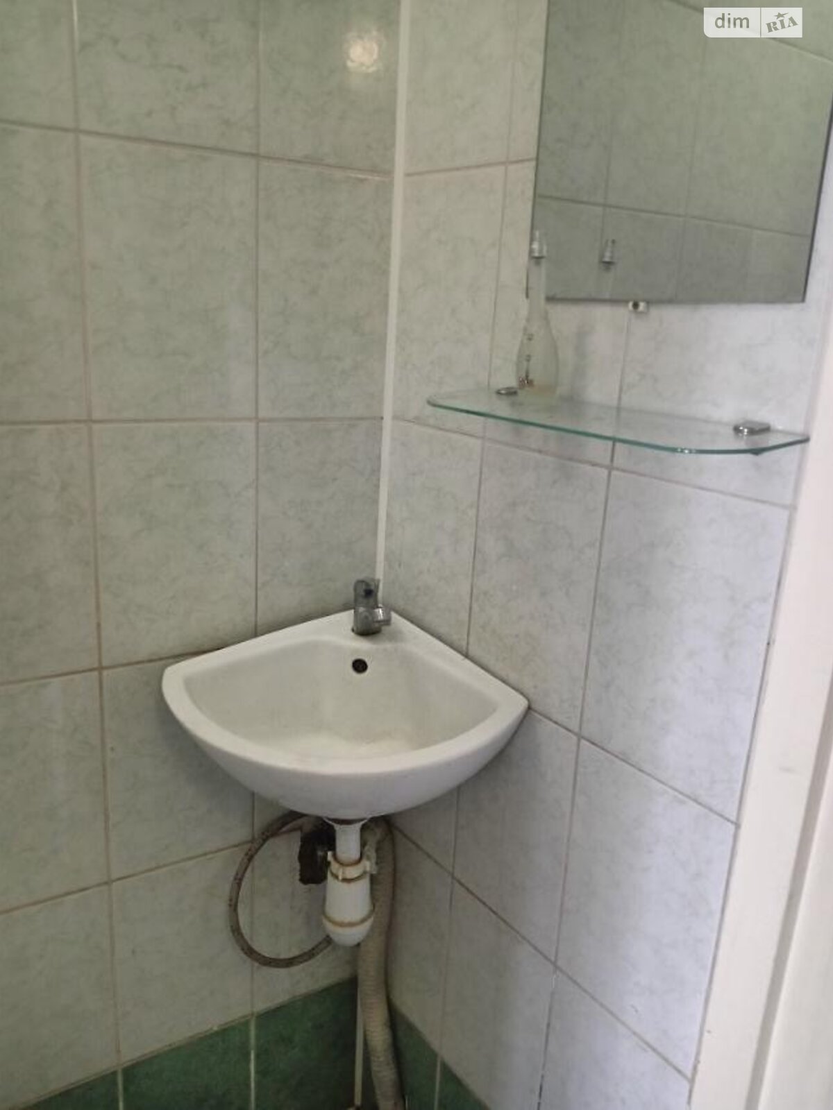 Комерційне приміщення в Барі, В. Комарова вулиця 4, ціна продажу: 15 000 доларів за об’єкт фото 1 Комерційне приміщення в Барі, В. Комарова вулиця 4, ціна продажу: 15 000 доларів за об’єкт фото 1